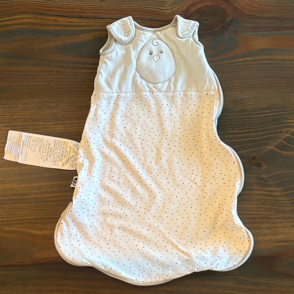 Nested Bean sleep sack. Small 0-6mos.